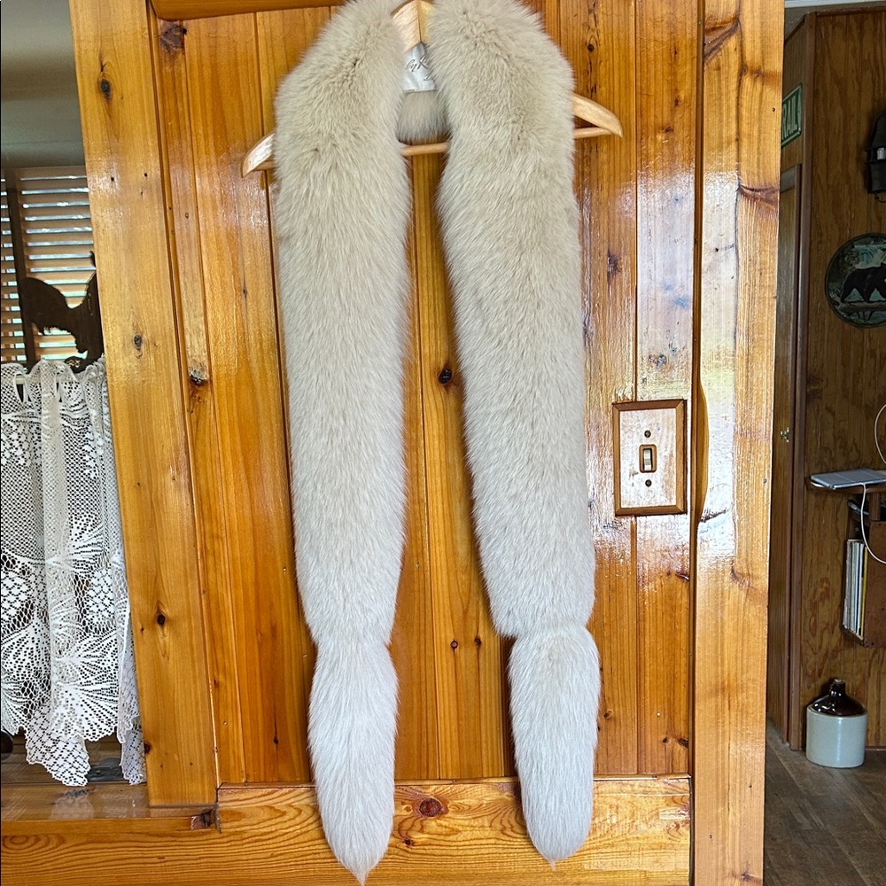 Cream Fox Fur Stole Cape - Luxe Women's Wrap